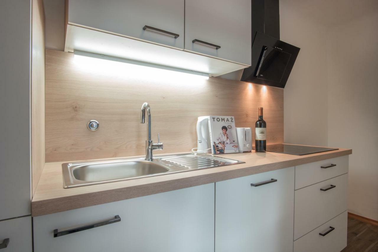 River View Apartment Любляна Экстерьер фото